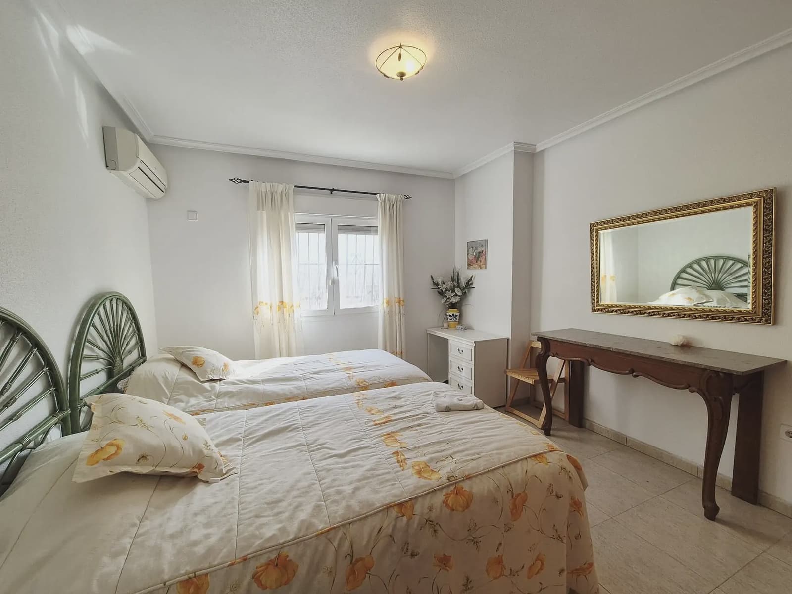 Chalet de 4 habitaciones en Murcia ciudad en venta con piscina - 299.000 € (Ref: 9812468)