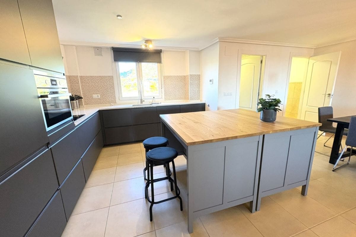 3 soveværelse Lejlighed til salg i Banos y Mendigo med swimmingpool garage - € 229.500 (Ref: 9815056)