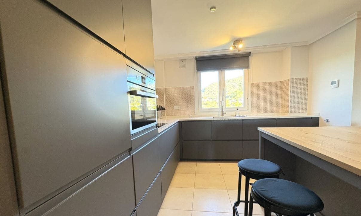 3 soveværelse Lejlighed til salg i Banos y Mendigo med swimmingpool garage - € 229.500 (Ref: 9815056)