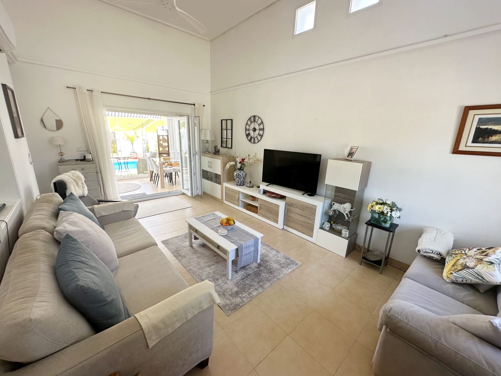 2 bedroom Villa for sale in Mar Menor Golf Resort - € 310,000 (Ref: 9834601)