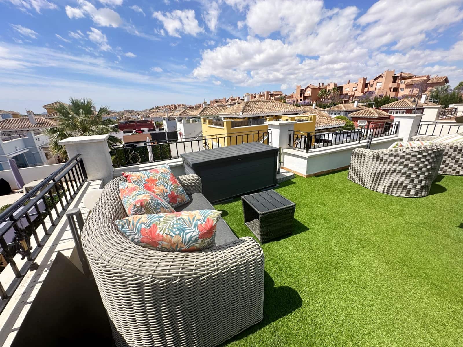 2 bedroom Villa for sale in Mar Menor Golf Resort - € 310,000 (Ref: 9834601)
