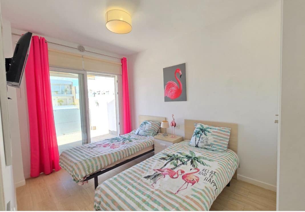 3 sovrum Villa till salu i Pilar de la Horadada - 450 000 € (Ref: 9834700)