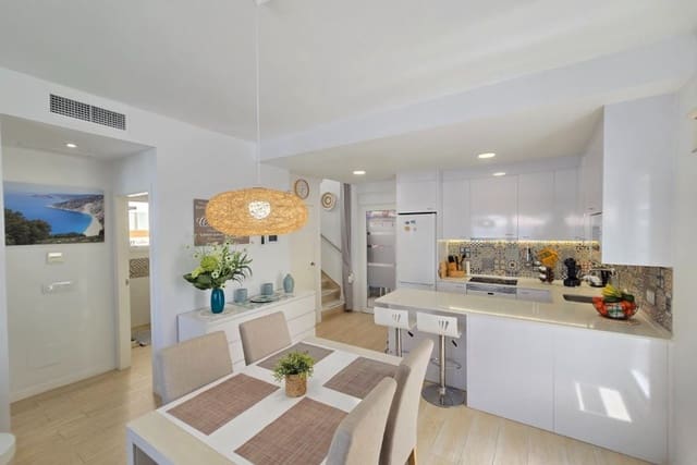 3 camera da letto Villa in vendita in Pilar de la Horadada - 450.000 € (Rif: 9834700)