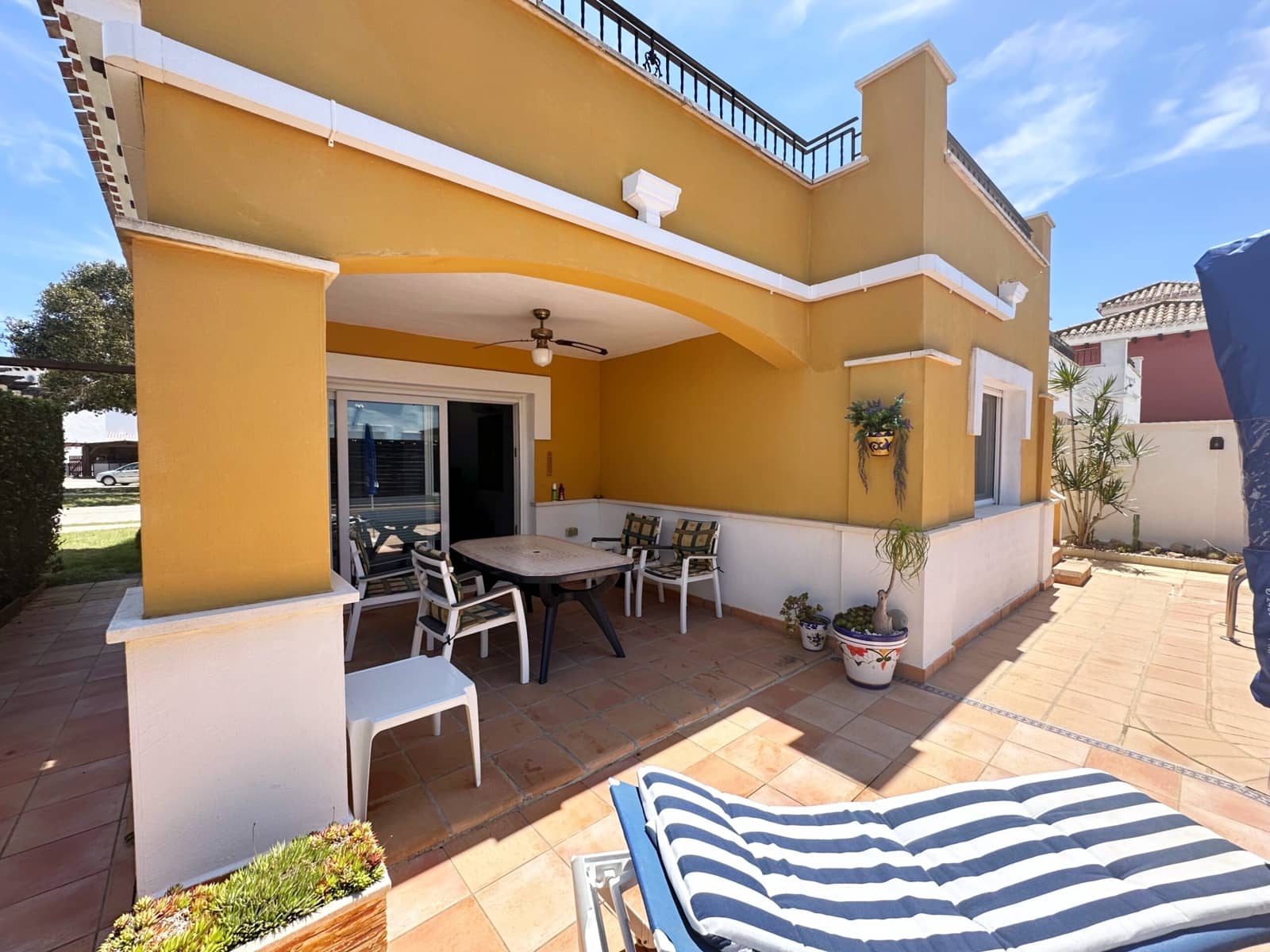2 bedroom Villa for sale in Mar Menor Golf Resort with pool - € 265,000 (Ref: 9841608)