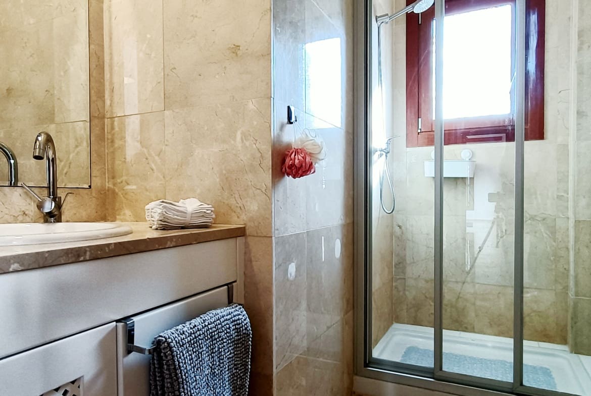 3 bedroom Villa for sale in El Valle Golf Resort with pool - € 389,000 (Ref: 9850416)