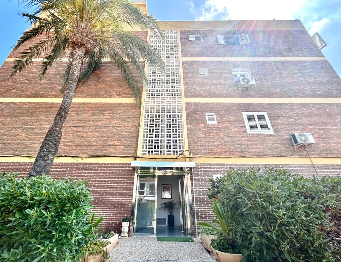 2 makuuhuone Huoneisto myytävänä paikassa La Zenia - 189 900 € (Ref: 9850536)