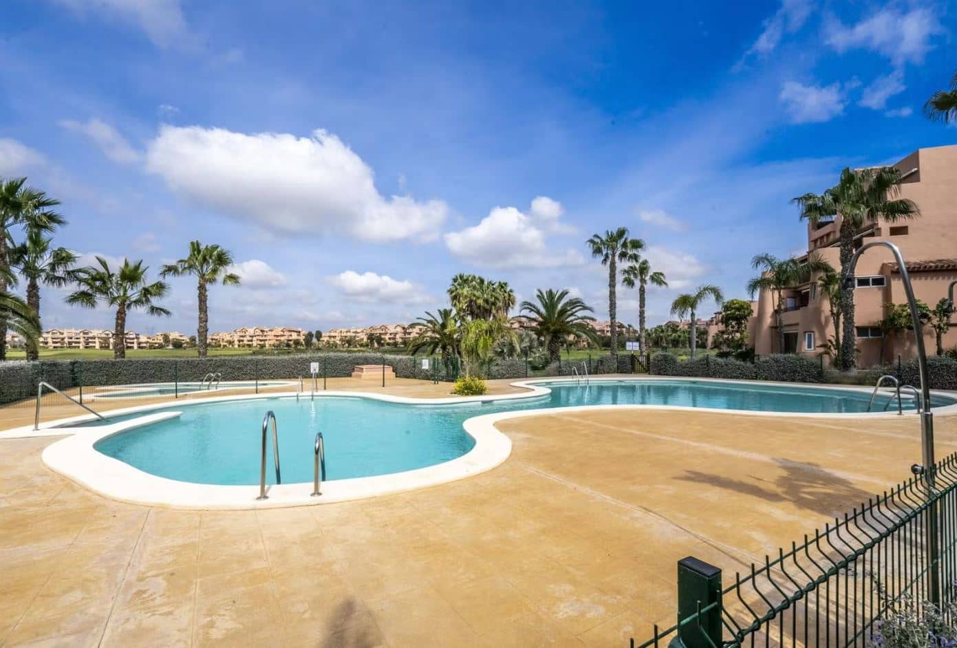 2 bedroom Apartment for sale in Mar Menor Golf Resort - € 225,000 (Ref: 9861133)