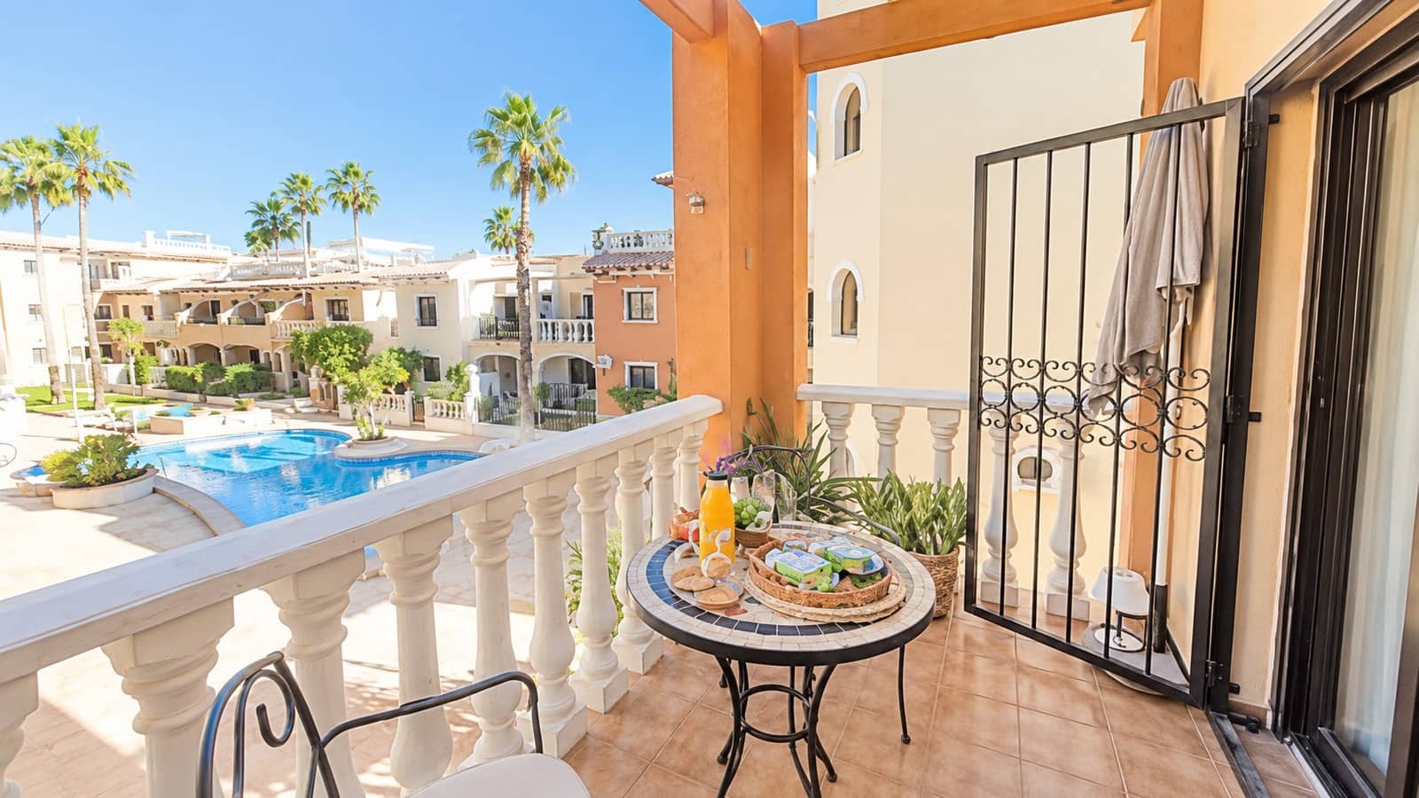 2 bedroom Apartment for sale in Los Narejos with pool - € 229,999 (Ref: 9863673)