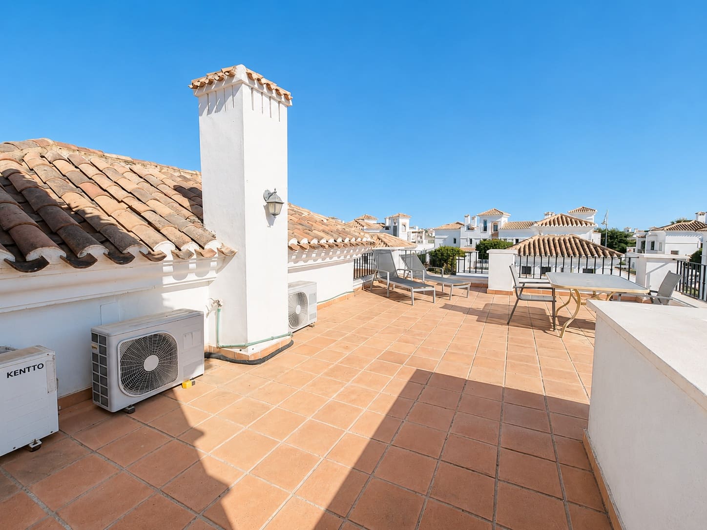 2 bedroom Villa for sale in La Torre Golf Resort with garage - € 259,999 (Ref: 9874239)