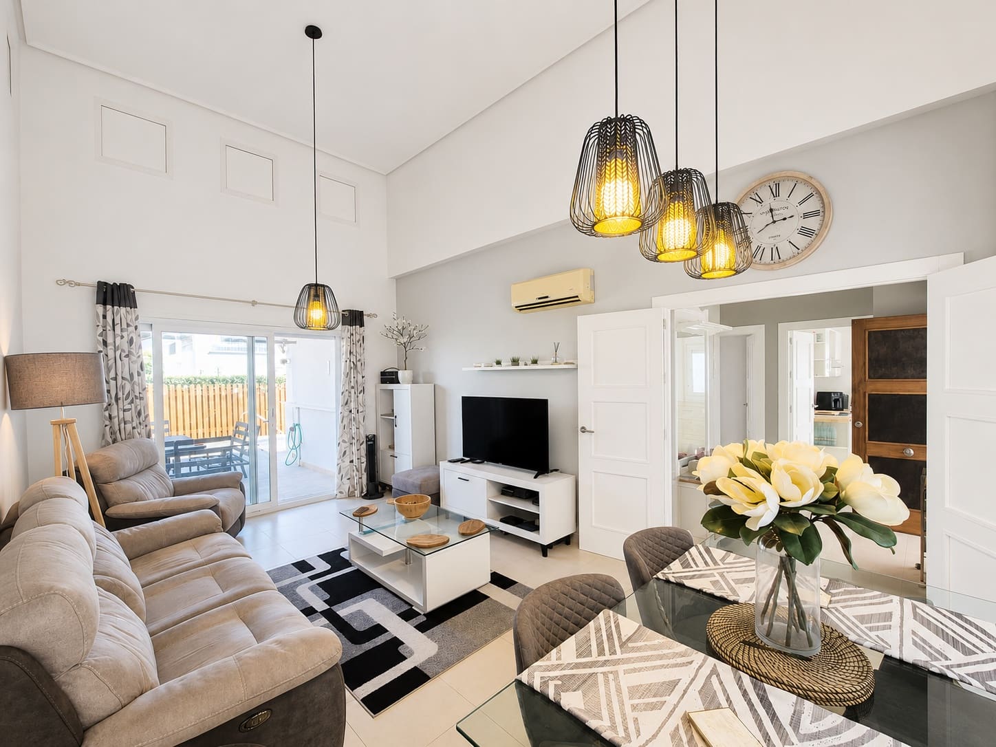 2 bedroom Villa for sale in La Torre Golf Resort with garage - € 259,999 (Ref: 9874239)