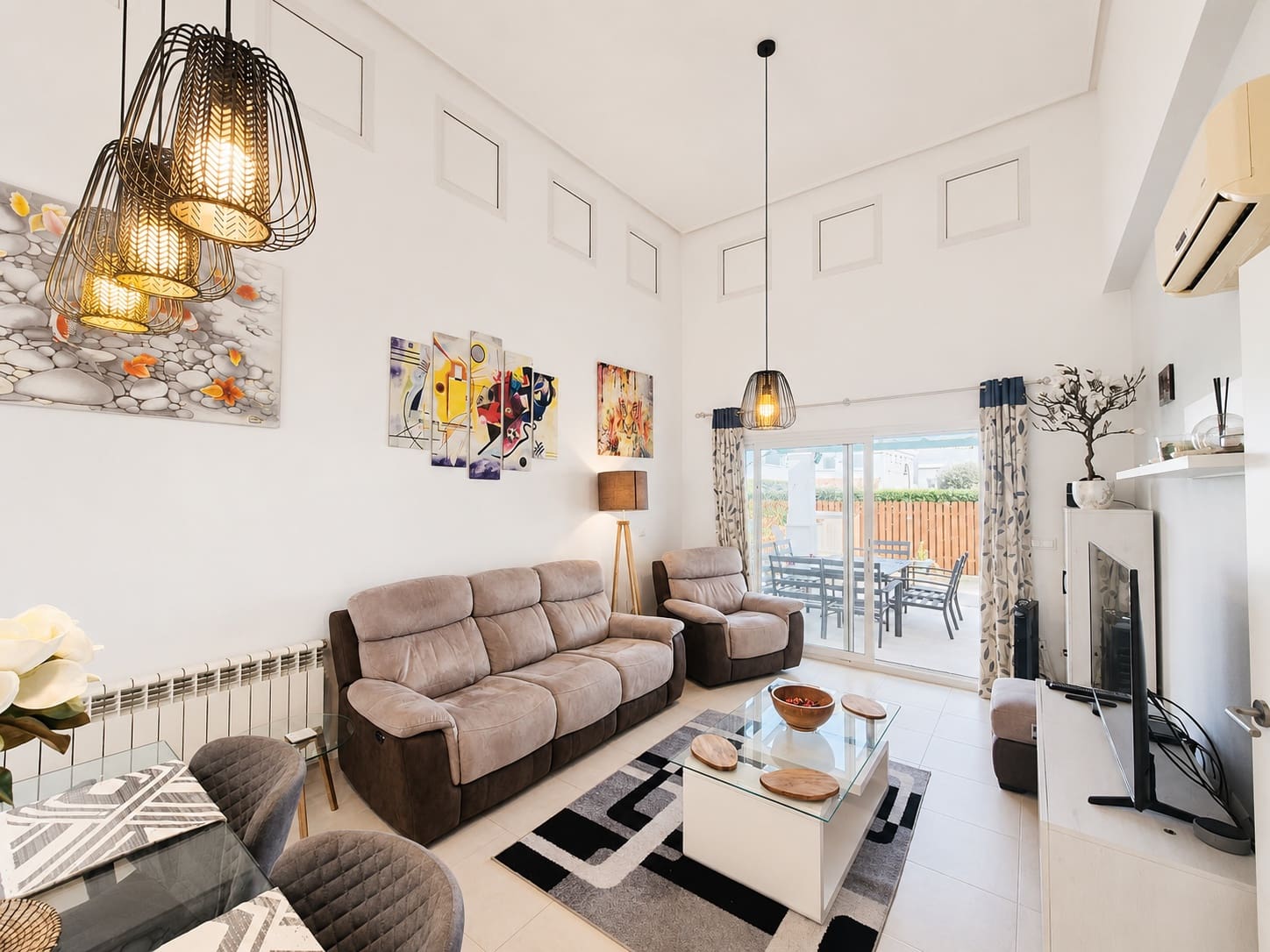 2 bedroom Villa for sale in La Torre Golf Resort with garage - € 259,999 (Ref: 9874239)