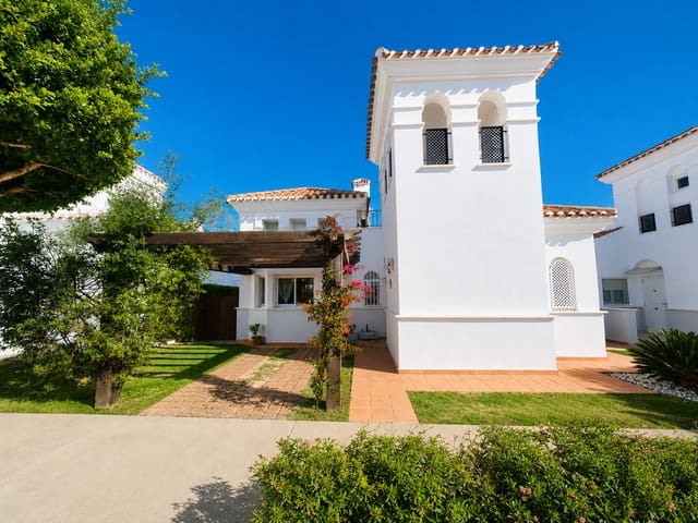2 sypialnia Willa na sprzedaż w La Torre Golf Resort, Torre-Pacheco z garażem - 259 999 € (Ref: 9874239)