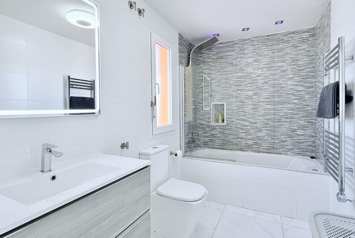 3 makuuhuone Huvila myytävänä paikassa Murcia kaupunki - 339 950 € (Ref: 9905117)