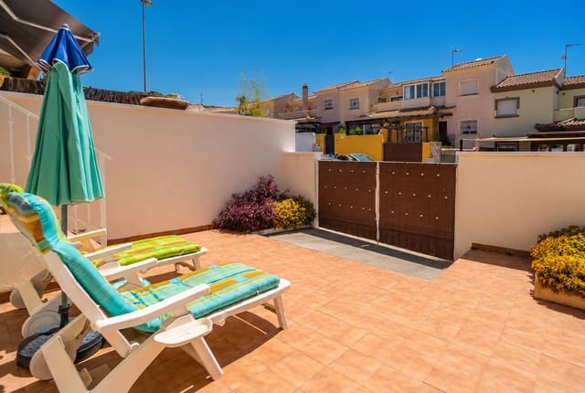 2 bedroom Townhouse for sale in Murcia city with pool - € 147,500 (Ref: 9909475)