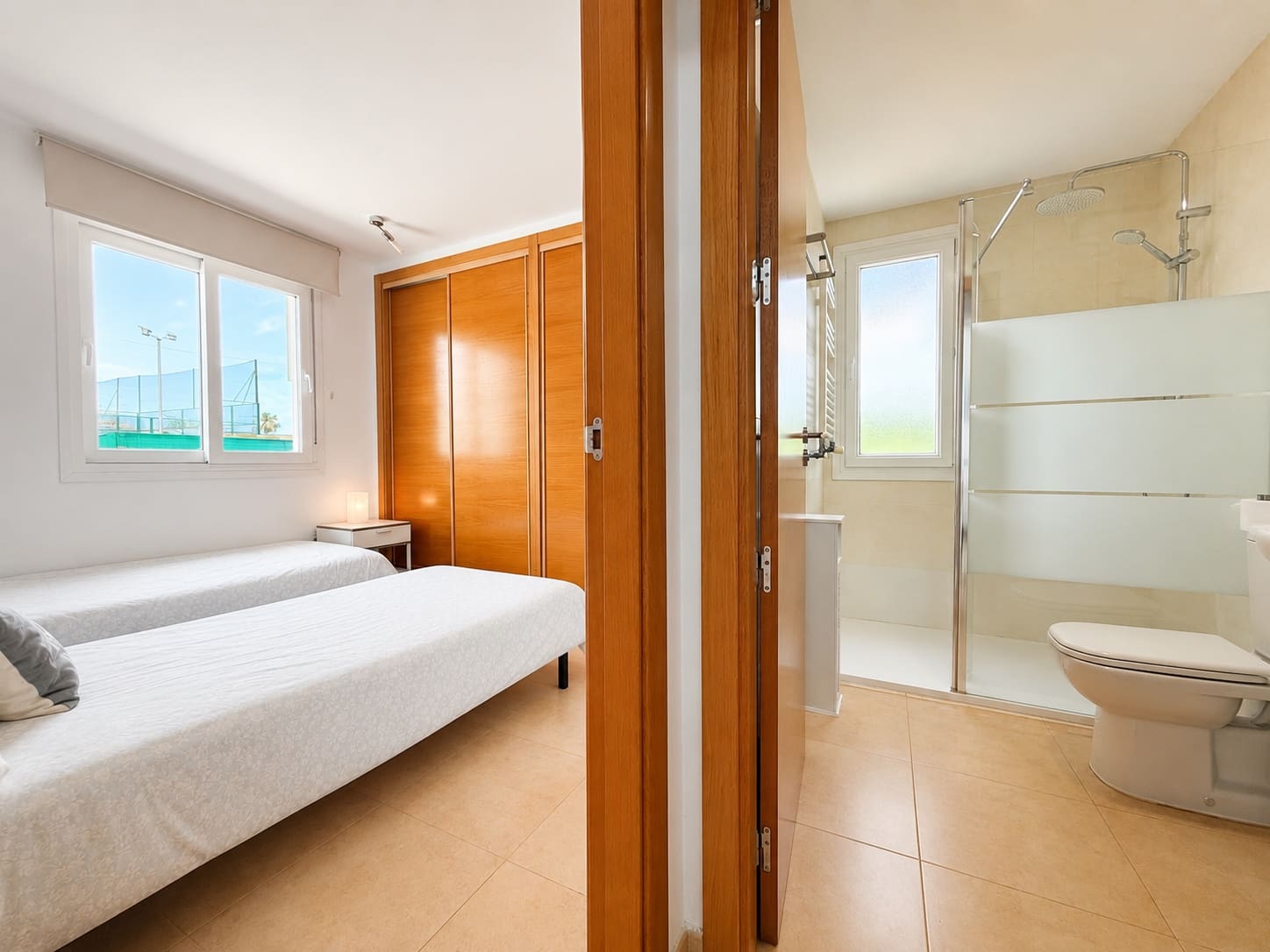 2 bedroom Villa for sale in Mar Menor Golf Resort - € 279,950 (Ref: 9918921)