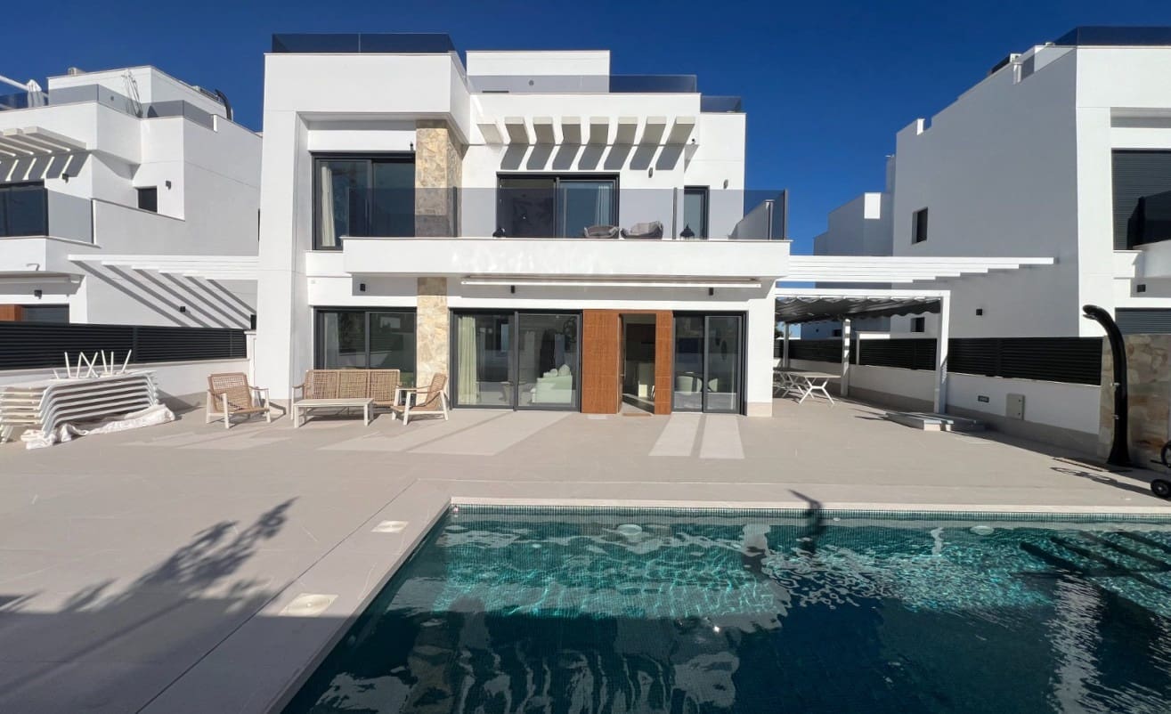 5 sovrum Villa till salu i Torre-Pacheco - 795 000 € (Ref: 9921429)
