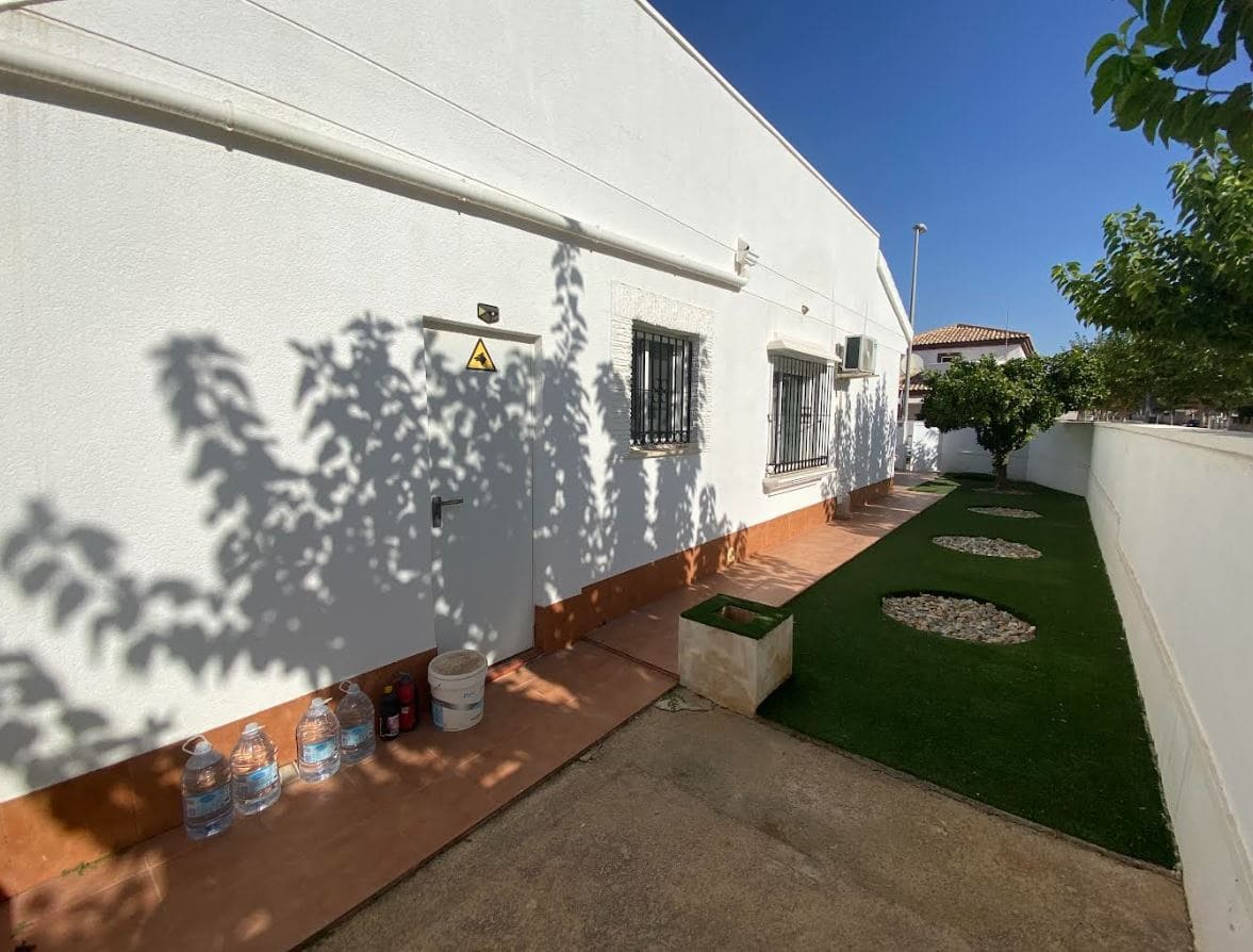 2 bedroom Villa for sale in Sucina - € 165,000 (Ref: 9946808)
