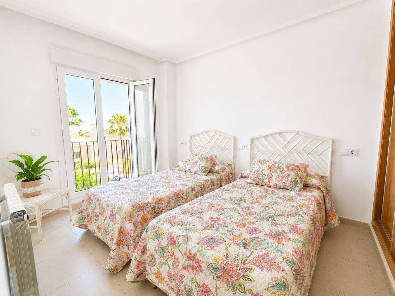 2 bedroom Apartment for sale in Murcia city with pool - € 149,999 (Ref: 9958447)