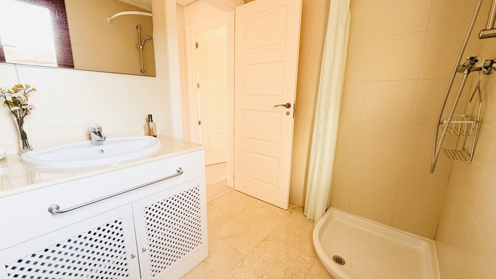 2 soveværelse Lejlighed til salg i El Valle Golf Resort - € 209.950 (Ref: 9961221)