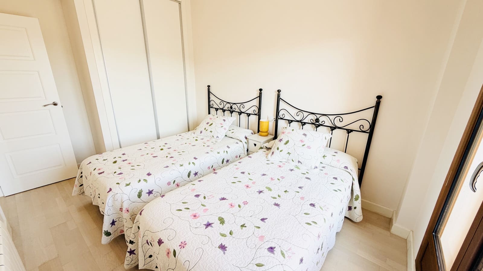 2 soveværelse Lejlighed til salg i El Valle Golf Resort - € 209.950 (Ref: 9961221)