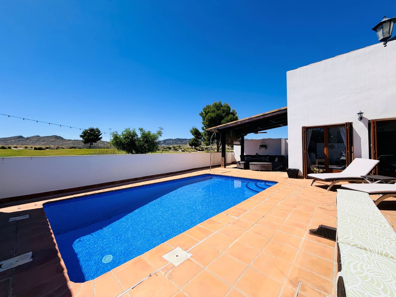 4 soveværelse Villa til salg i El Valle Golf Resort med swimmingpool - € 525.000 (Ref: 9961553)