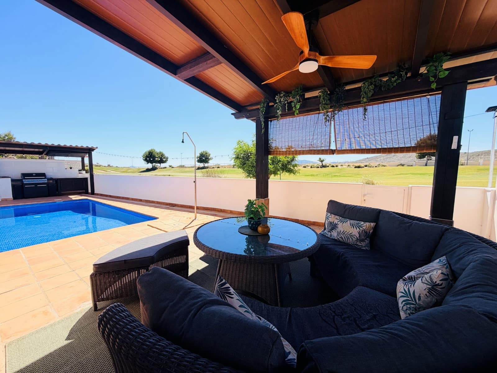 4 soveværelse Villa til salg i El Valle Golf Resort med swimmingpool - € 525.000 (Ref: 9961553)