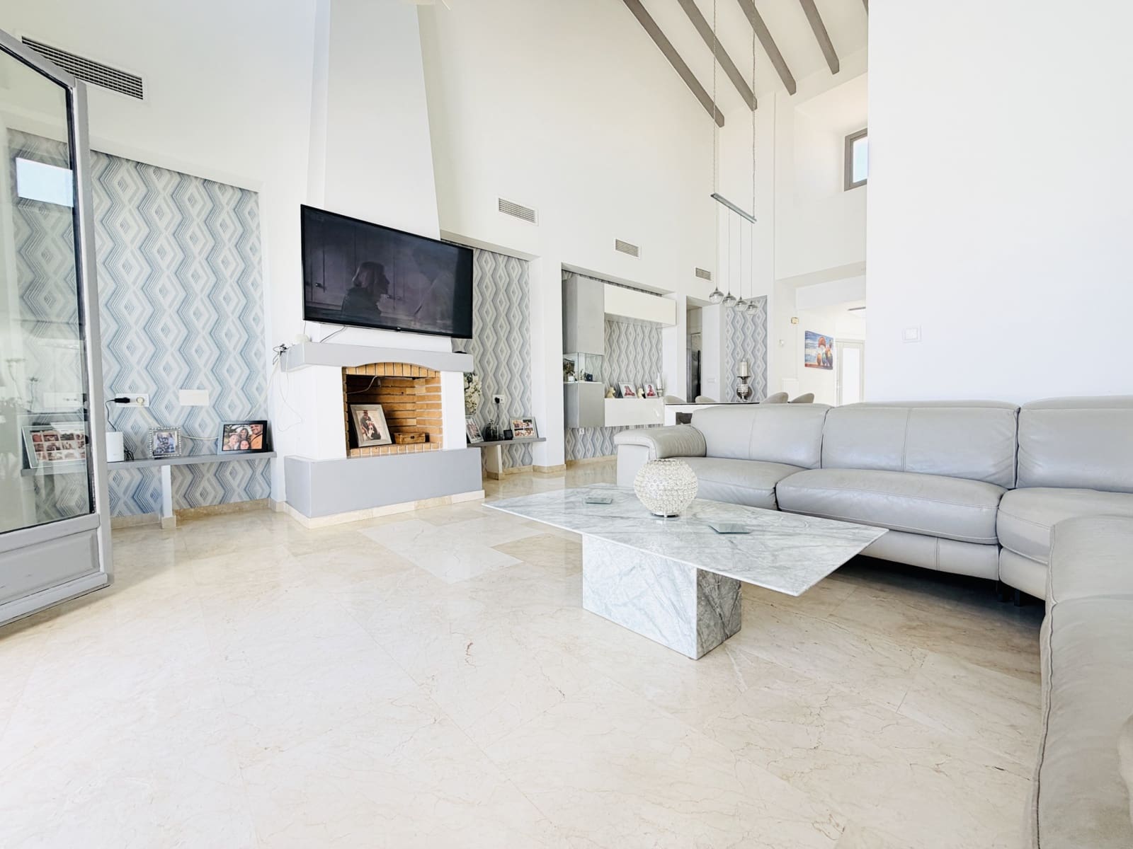 4 bedroom Villa for sale in El Valle Golf Resort with pool - € 550,000 (Ref: 9976328)