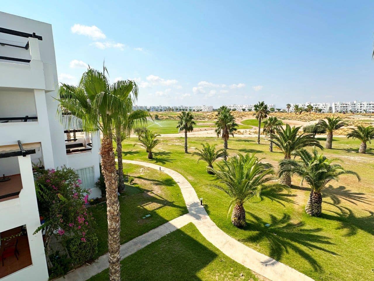 Apartamento de 2 habitaciones en Roldan en venta - 128.000 € (Ref: 9981514)