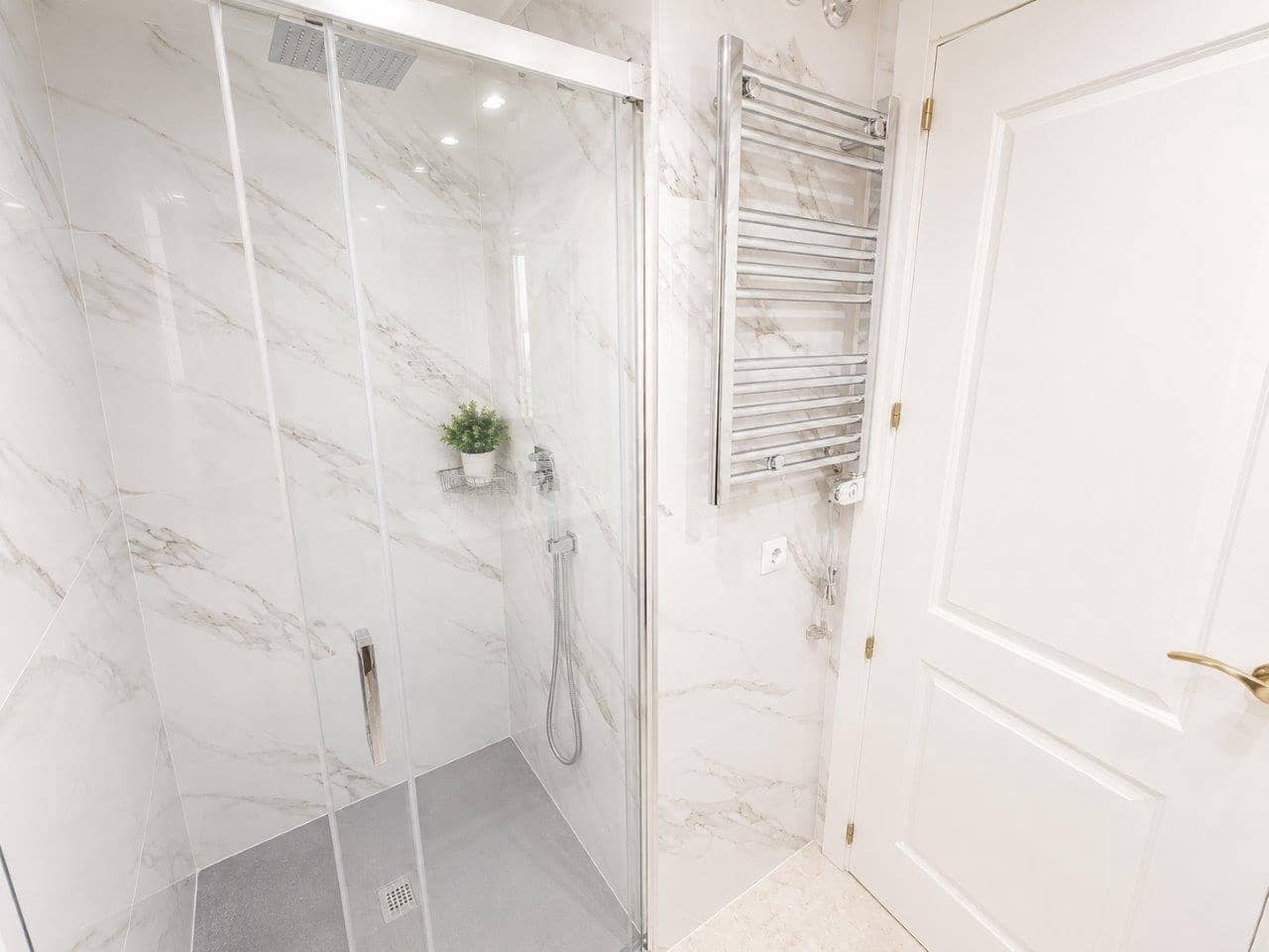 2 soverom Leilighet til salgs i Roda - € 239 950 (Ref: 9985917)