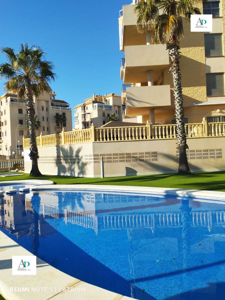 3 soveværelse Lejlighed til leje i Guardamar del Segura med swimmingpool - € 1.000 (Ref: 4945949)