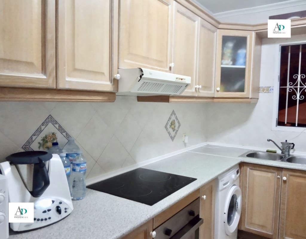 2 bedroom Villa for rent in Playa Flamenca with pool - € 900 (Ref: 4946002)