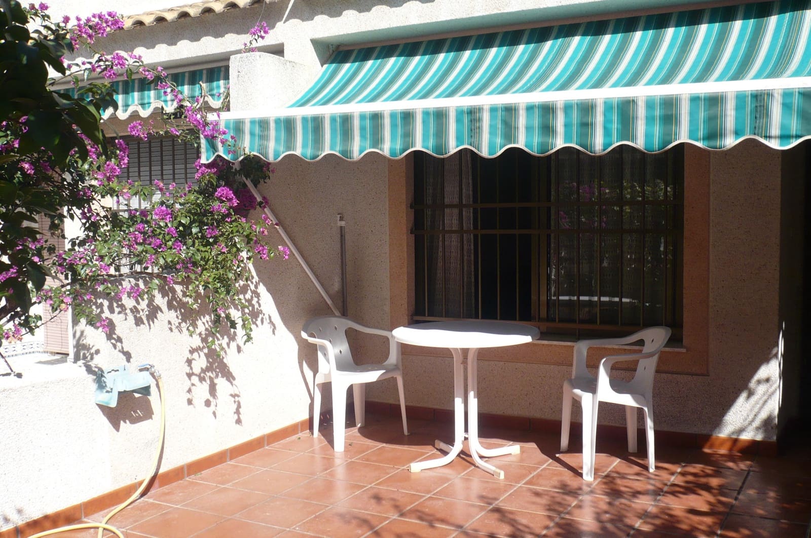 3 slaapkamer Huis te huur in Guardamar del Segura met zwembad - € 650 (Ref: 5018496)