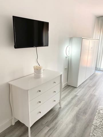 1 quarto Apartamento para arrendar em Torrevieja com piscina - 550 € (Ref: 6379128)