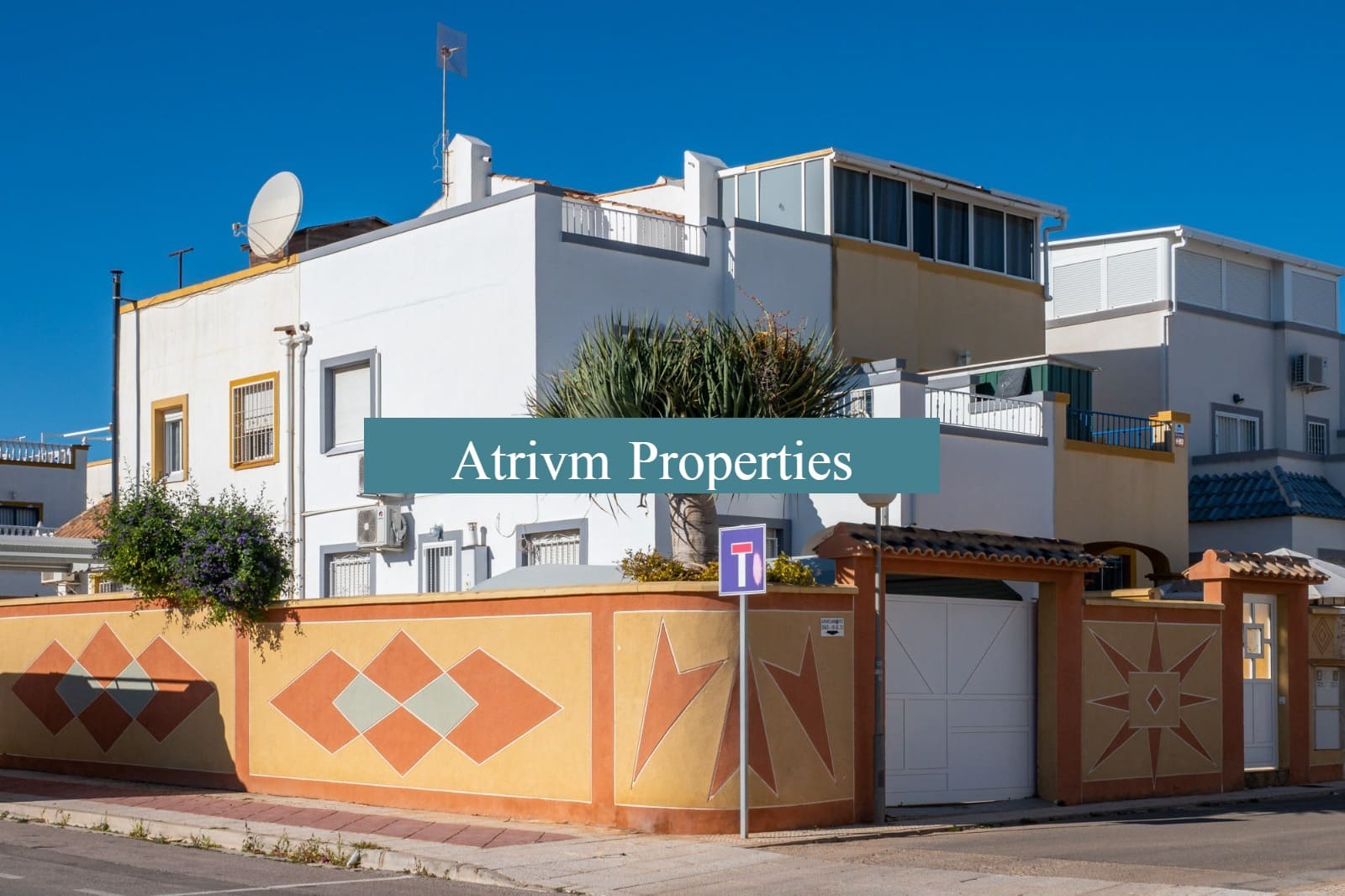 Villa/Maison de 2 chambres à louer à Playa Flamenca avec piscine - 900 € (Ref: 6562797)