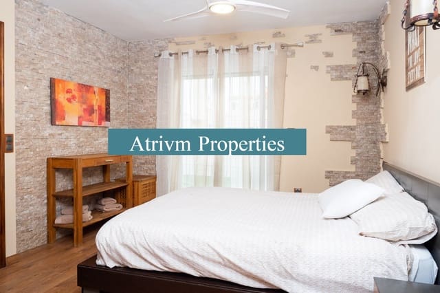 Villa/Maison de 2 chambres à louer à Playa Flamenca, Orihuela avec piscine - 900 € (Ref: 6562797)