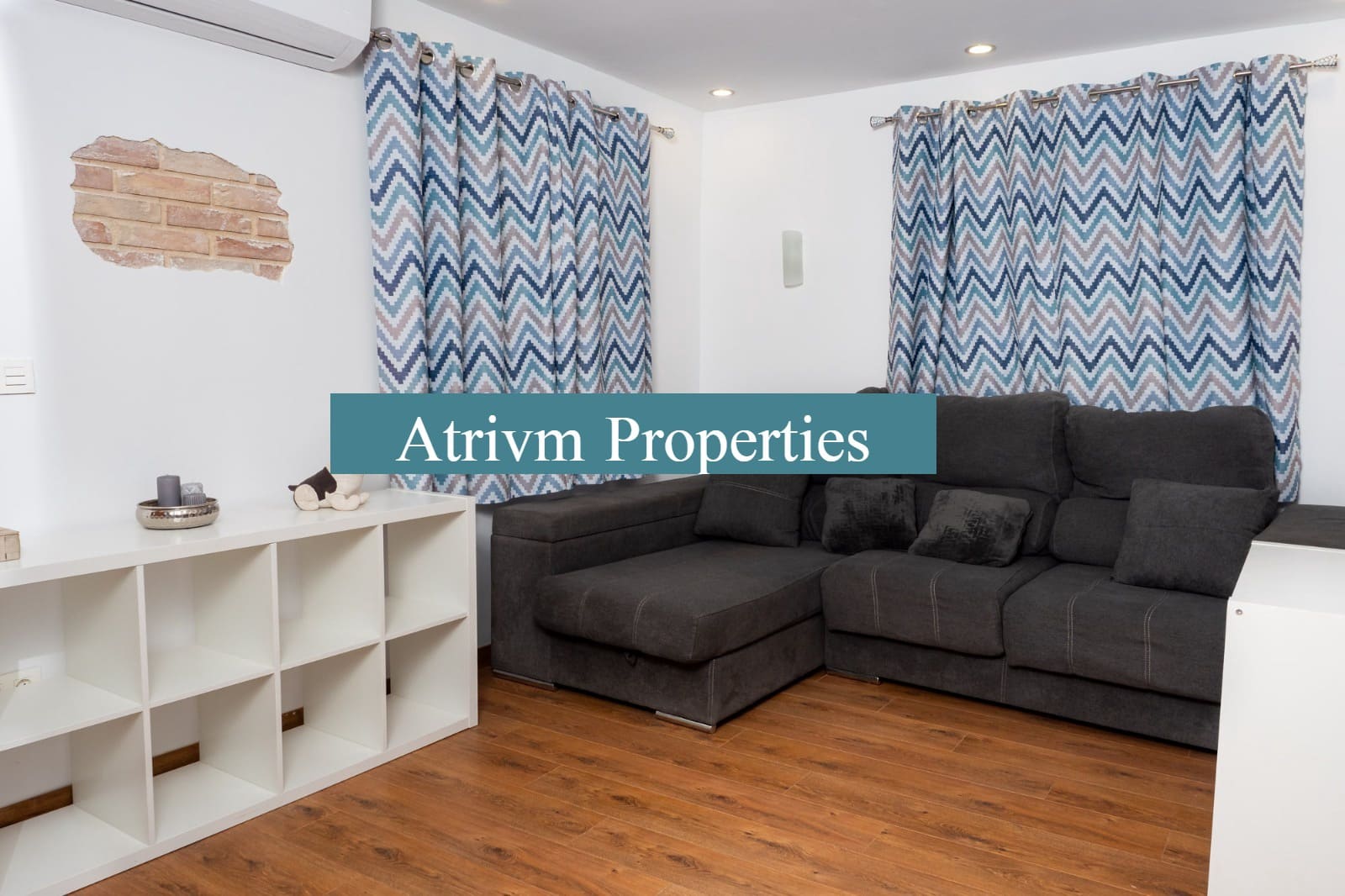 Bungalow de 2 chambres à louer à Playa Flamenca avec piscine - 900 € (Ref: 6562798)