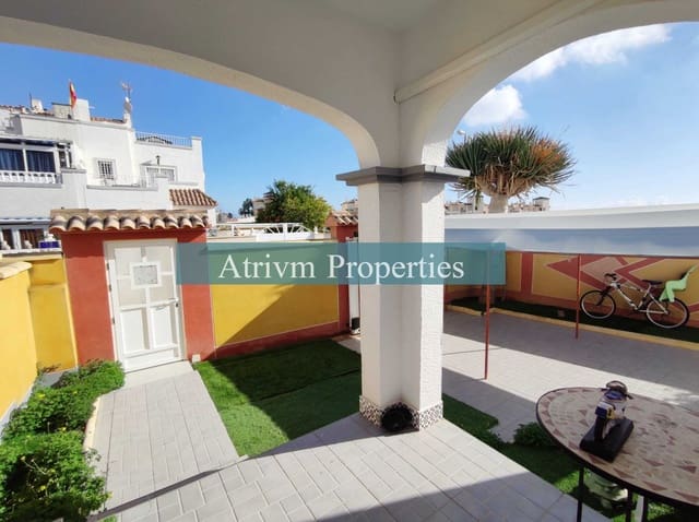 Villa/Maison de 2 chambres à louer à Playa Flamenca, Orihuela avec piscine - 900 € (Ref: 6573837)