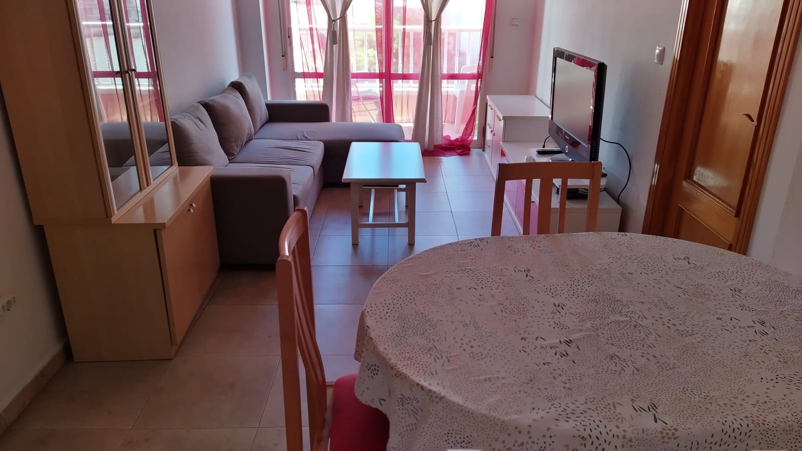 2 soverom Leilighet til leie i Torrevieja - € 750 (Ref: 6992454)