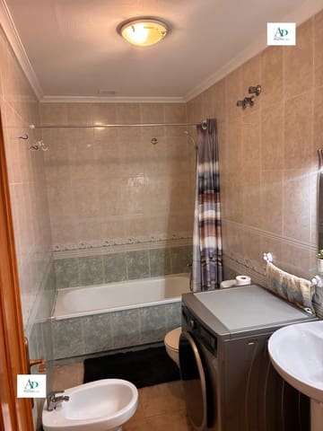 2 soverom Leilighet til leie i Torrevieja - € 750 (Ref: 6992454)