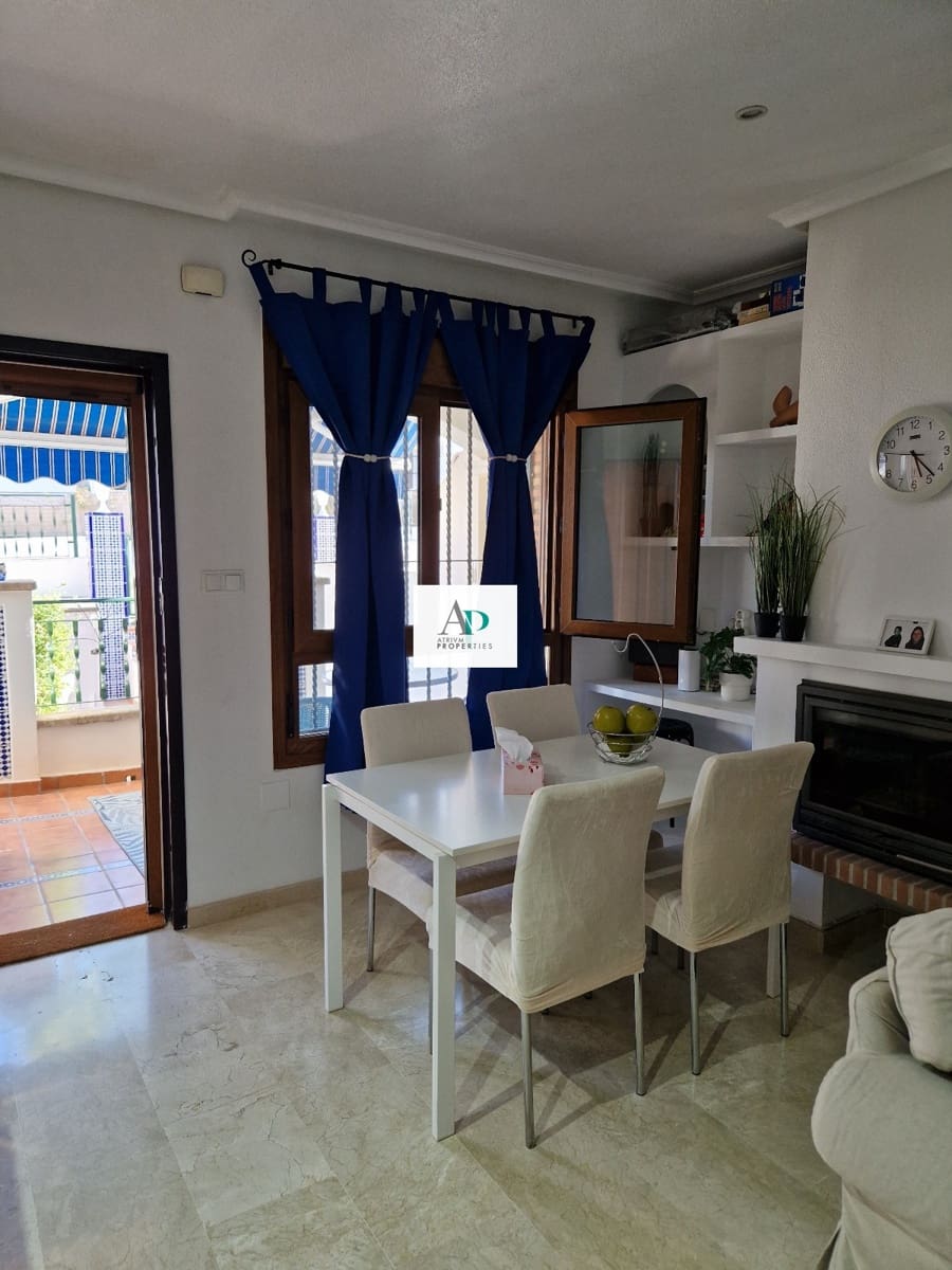 2 Zimmer Bungalow zu vermieten in Villamartin mit Pool Garage - 800 € (Ref: 7033771)