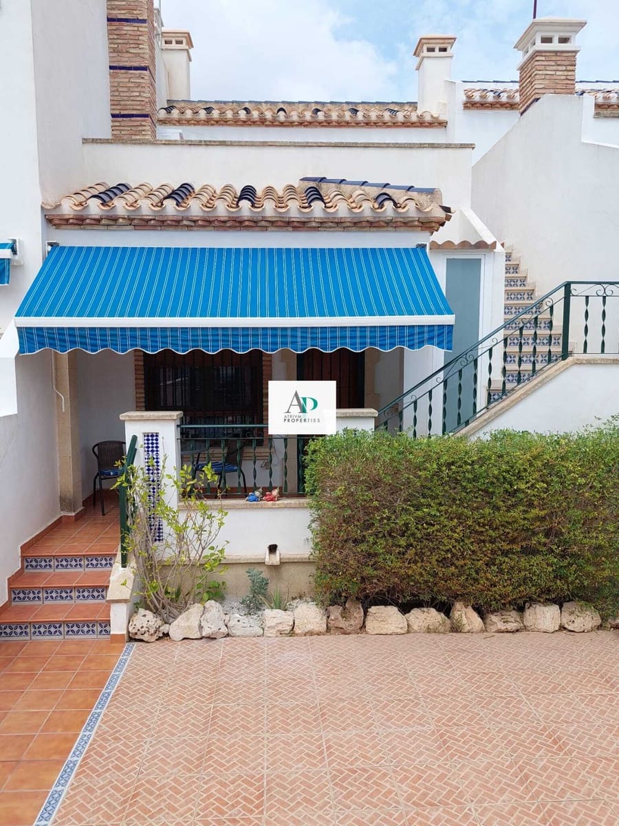 2 Zimmer Bungalow zu vermieten in Villamartin mit Pool Garage - 800 € (Ref: 7033771)