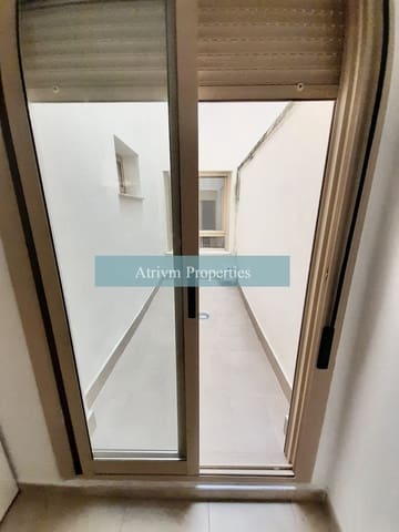 Piso de 2 habitaciones en Guardamar del Segura en alquiler - 600 € (Ref: 7306823)