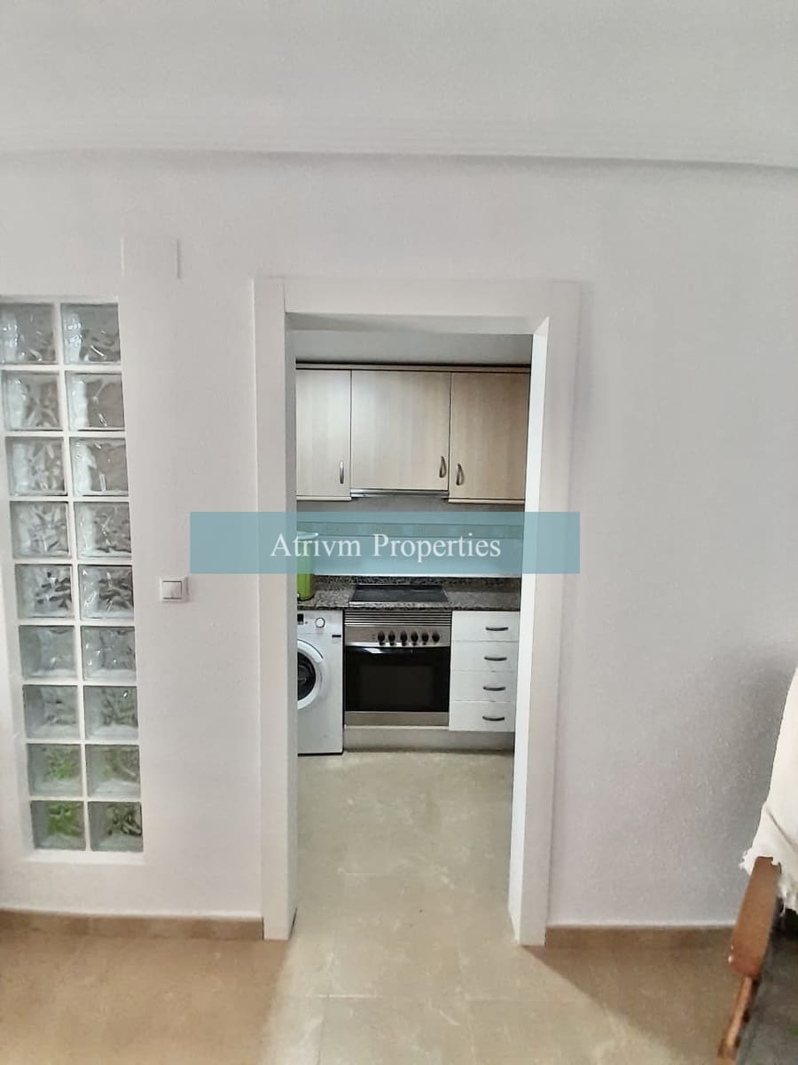 Piso de 2 habitaciones en Guardamar del Segura en alquiler - 600 € (Ref: 7306823)