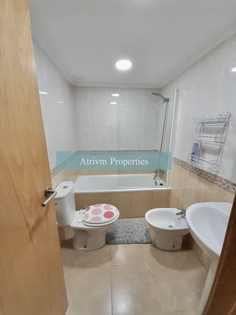 Piso de 2 habitaciones en Guardamar del Segura en alquiler - 600 € (Ref: 7306823)