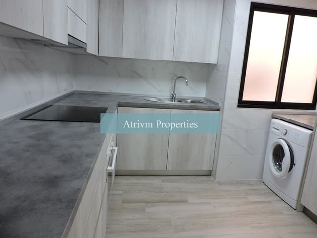 Apartamento de 2 habitaciones en Guardamar del Segura en alquiler - 600 € (Ref: 7477198)