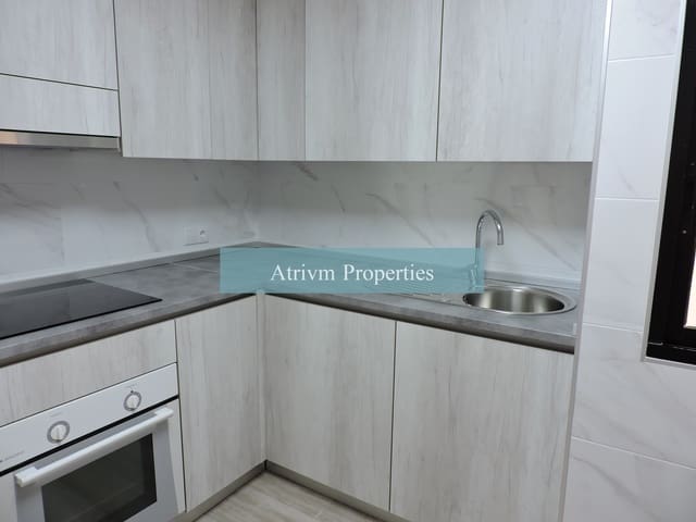 2 bedroom Apartment for rent in Guardamar del Segura - € 600 (Ref: 7477199)