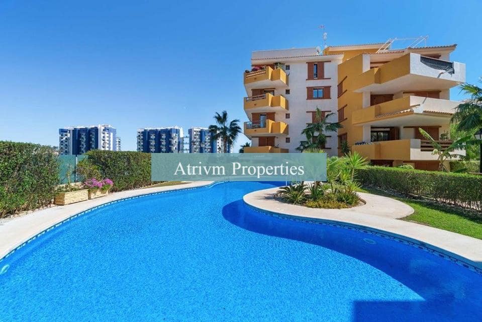 2 Zimmer Apartment zu vermieten in Orihuela Costa mit Pool - 900 € (Ref: 7713469)