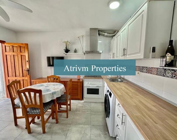 2 soveværelse Lejlighed til leje i El Moncayo, Guardamar del Segura med swimmingpool - € 700 (Ref: 7859852)