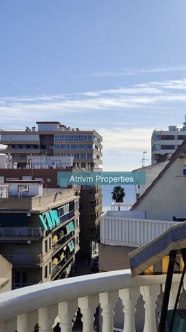 Apartamento de 3 habitaciones en Torrevieja en alquiler - 850 € (Ref: 7961984)