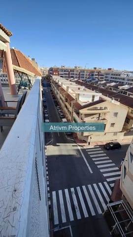 Apartamento de 3 habitaciones en Torrevieja en alquiler - 850 € (Ref: 7961984)